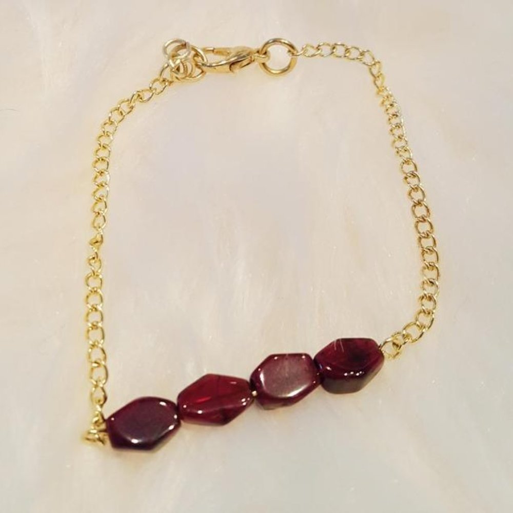 Garnet Beaded Gold Chain Bracelet